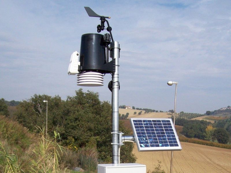 outdoor weather station powered by solar panel
